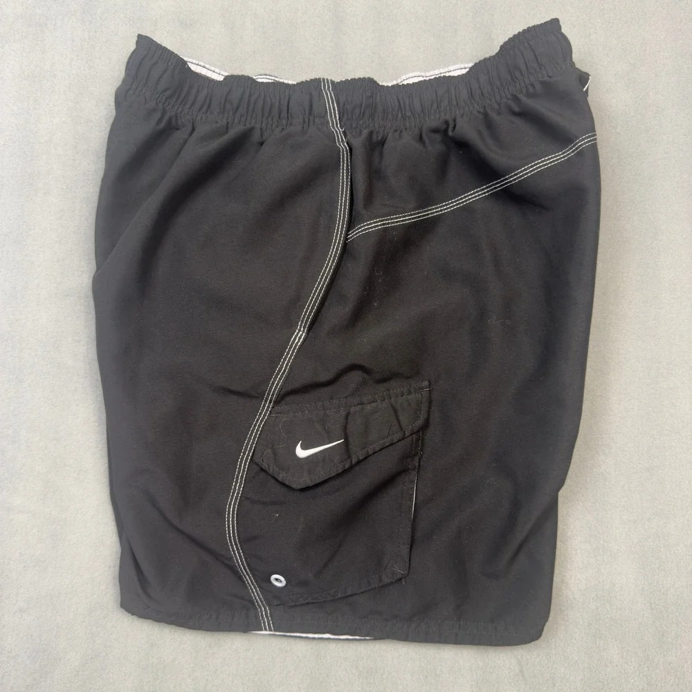 Nike Mens Swim Trunks Black Mesh Lined Cargo Pocket Shorts Large